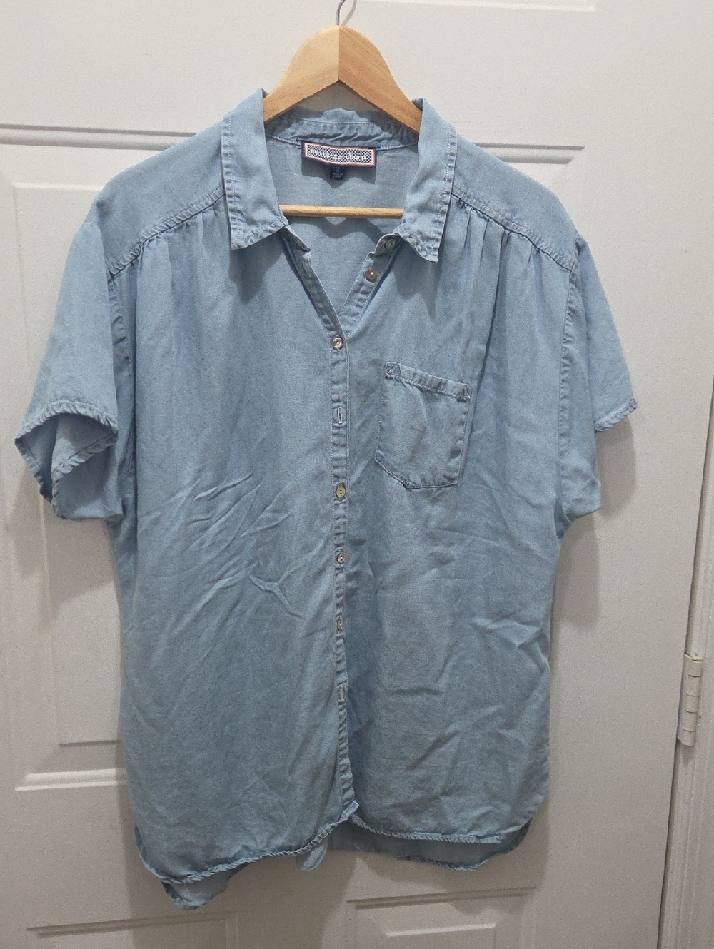 hester & orchard Women's Chambray Short Sleeved Button-Down Shirt XL